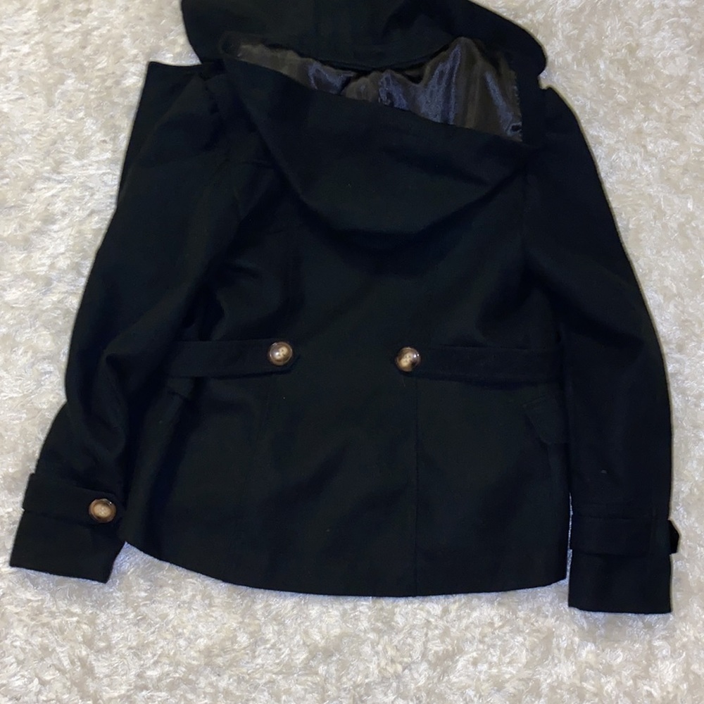 Black Coat - Picture 8 of 11